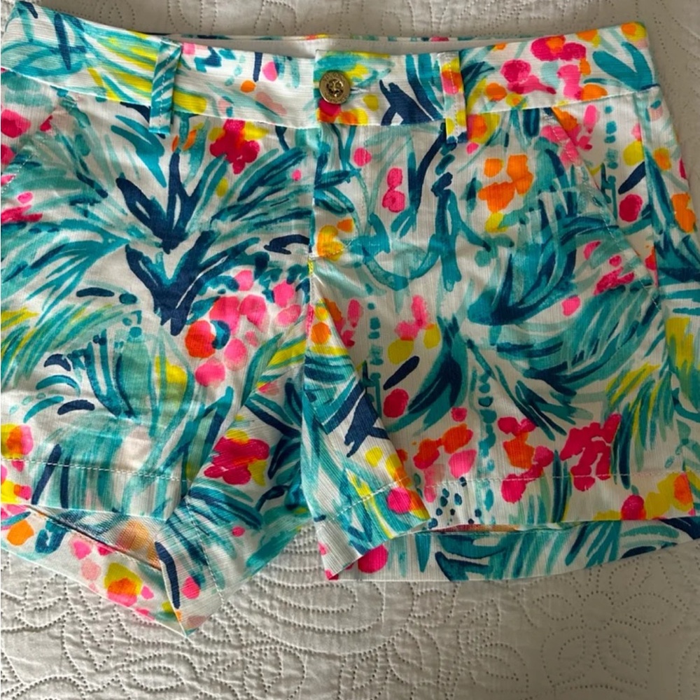 Lilly Pulitzer Blue and Pink Bermuda Shorts Vibrant Summer Style